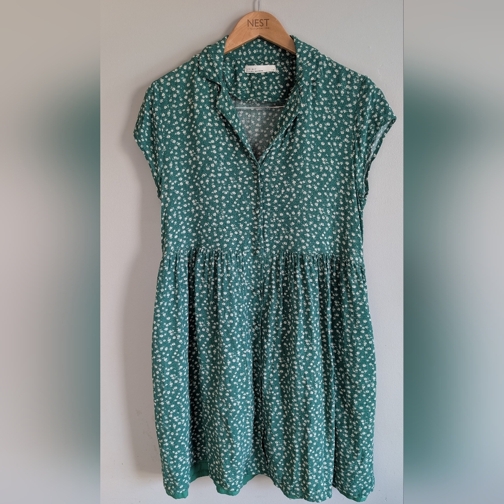 Oak + Fort | Green Floral Print Button Down Dress, Short Sleeve w Pockets Size M